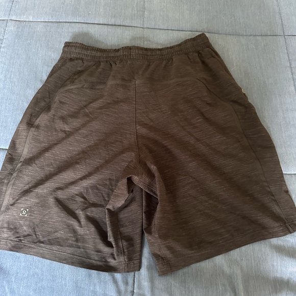 Men’s black lululemon shorts. - Picture 1 of 5